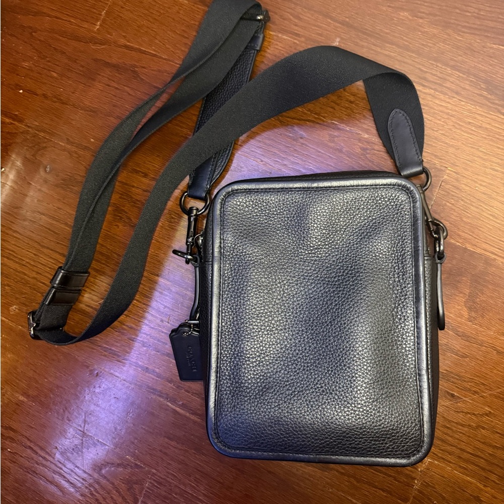 Coach Black Pebbled Leather Messenger Bag - Picture 4 of 6